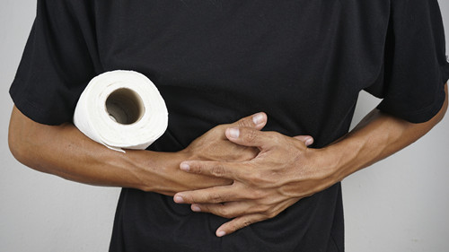 發熱、腹痛、腹瀉……夏秋季高發的細菌性痢疾，該如何應對？
